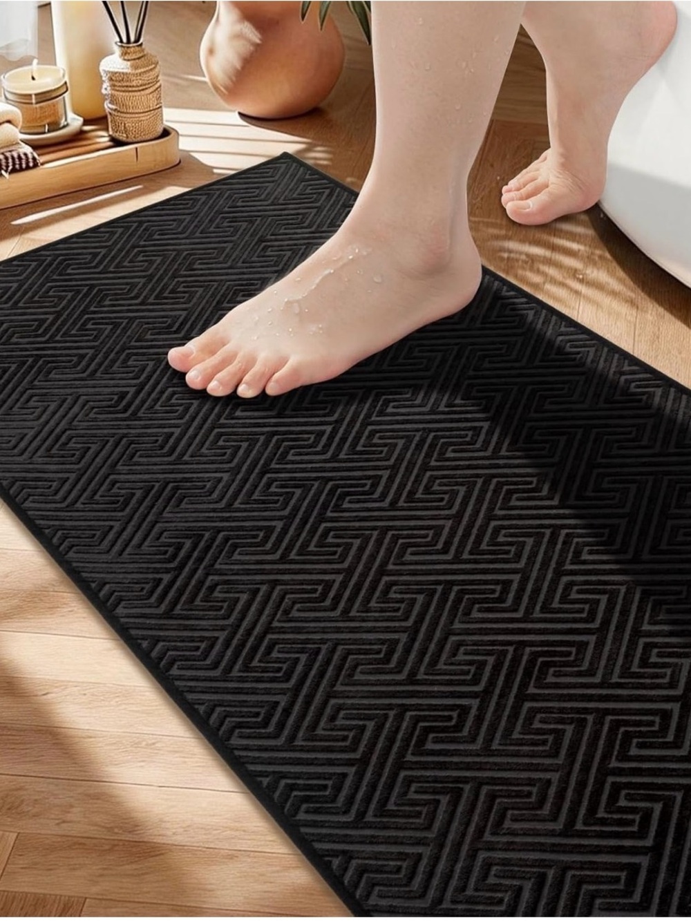 Black Bath Mat - Plush Non-Slip Bathroom Rug